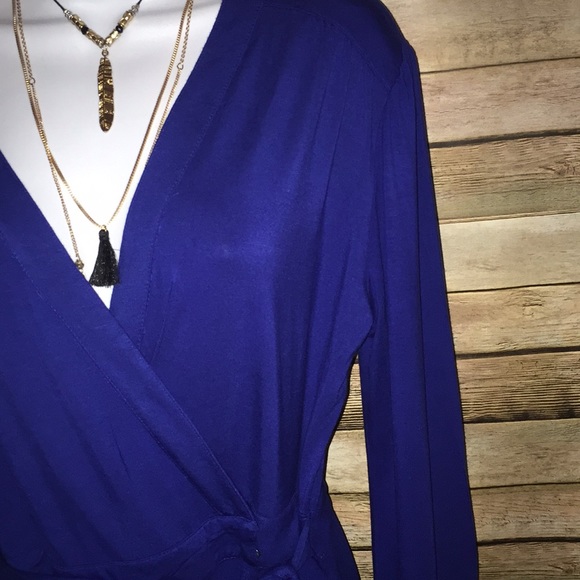 MOON & SKY- Halifax Cross Front Tie Knit Top - Picture 6 of 8